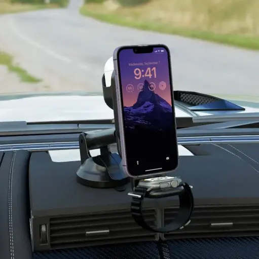 HOCO 3 IN 1 CAR CHARGER PHONE&WATCH&AIRPODS